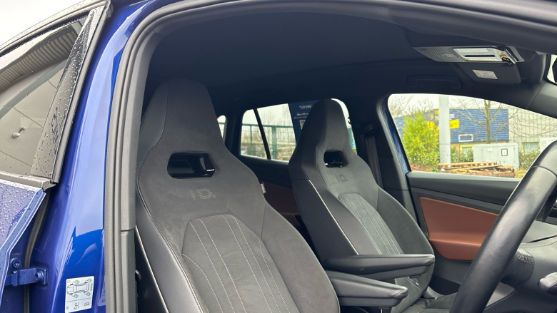 Volkswagen ID.4 150kW Max Pro Performance 77kWh 5dr Auto Electric Estate